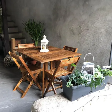 Casa Dei Nonni Apartment *